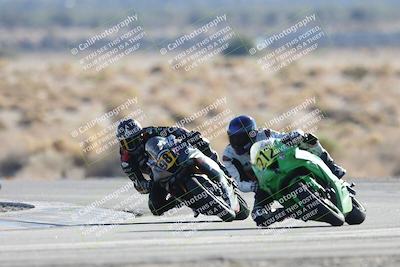 media/Dec-07-2025-CVMA (Sun) [[3e7d2de5dc]]/Race 12- Formula 40 MW and LW/